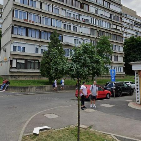 SalgótarjánKrisztina Apartmanアパートメント エクステリア 写真